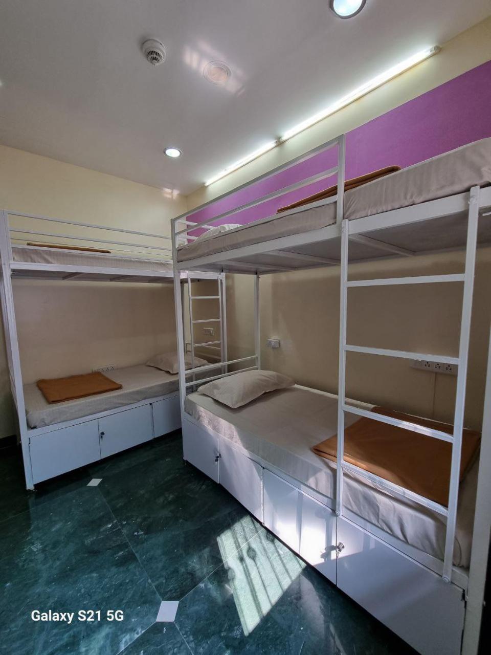 Joy - Digital Nomads & Pg - Koregaon Park Hostel