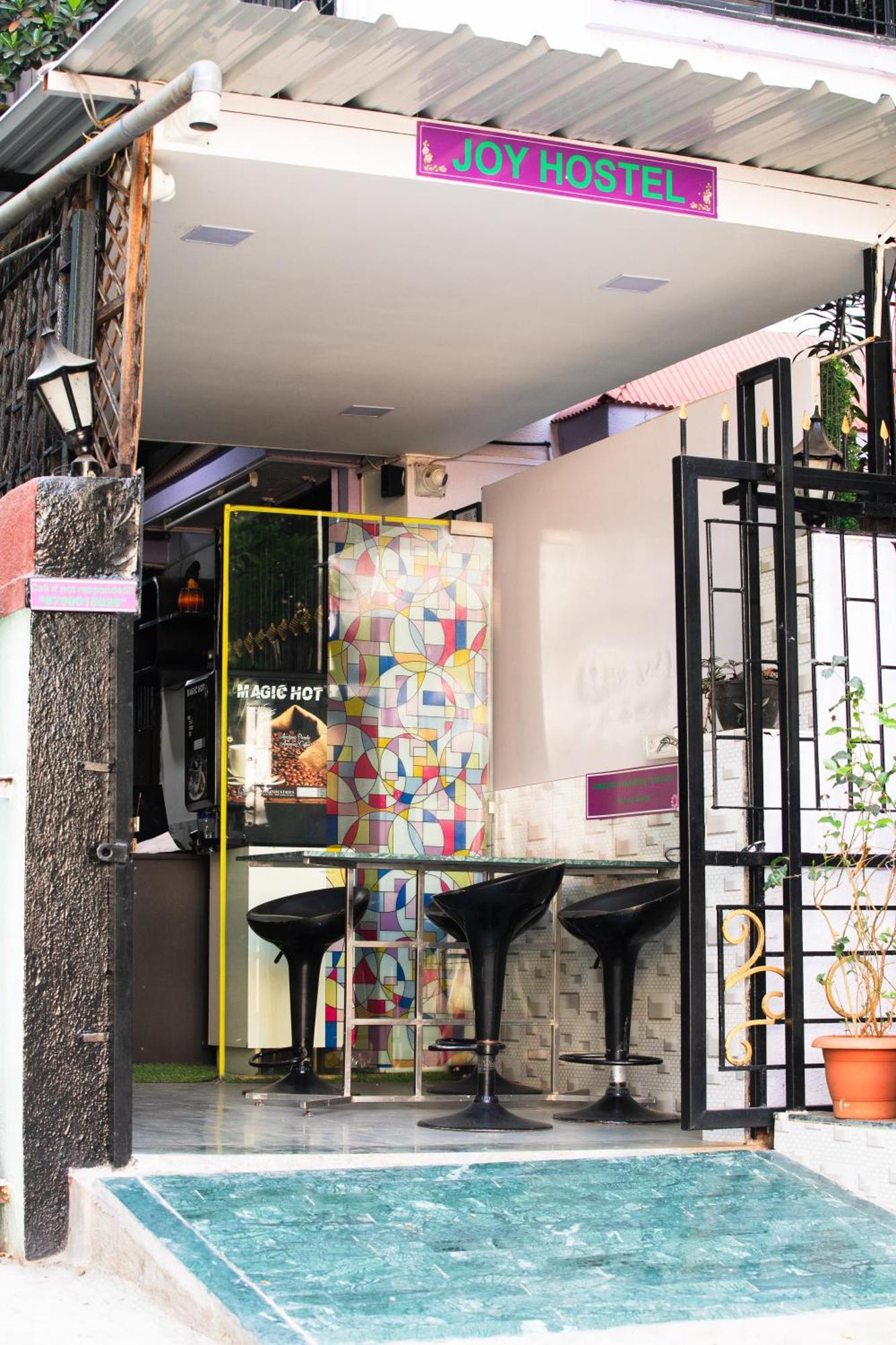 Joy - Digital Nomads & Pg - Koregaon Park Hostel *
